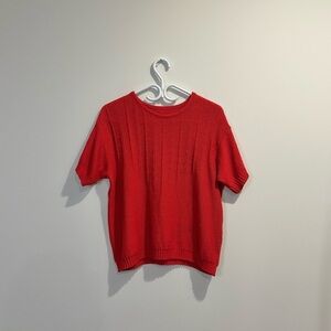 Vintage womens medium short sleeve red knit sweater intricate details cozy
